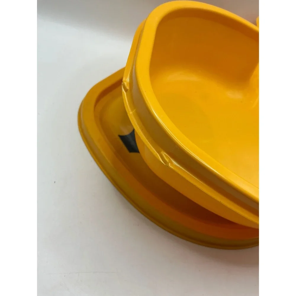 Goldfish Crackers Yellow Plastic Snack Container Storage Box Sunglasses Fish